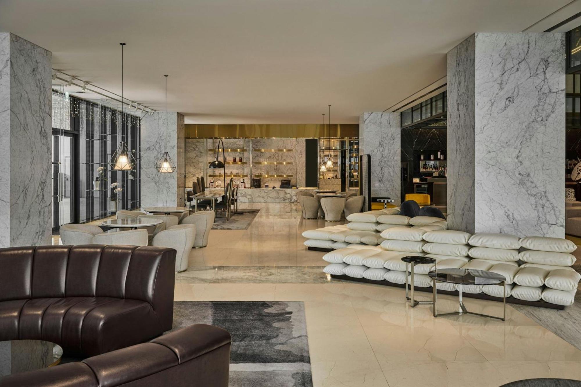 Le Méridien Taichung Extérieur photo The Lounge at the airport